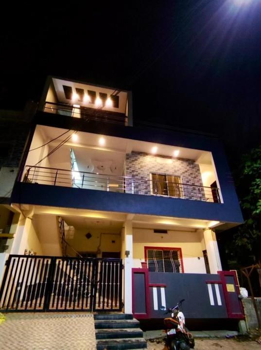 Ap Suite - By Ap Villa'S And Resort'S Ujjain Exterior foto