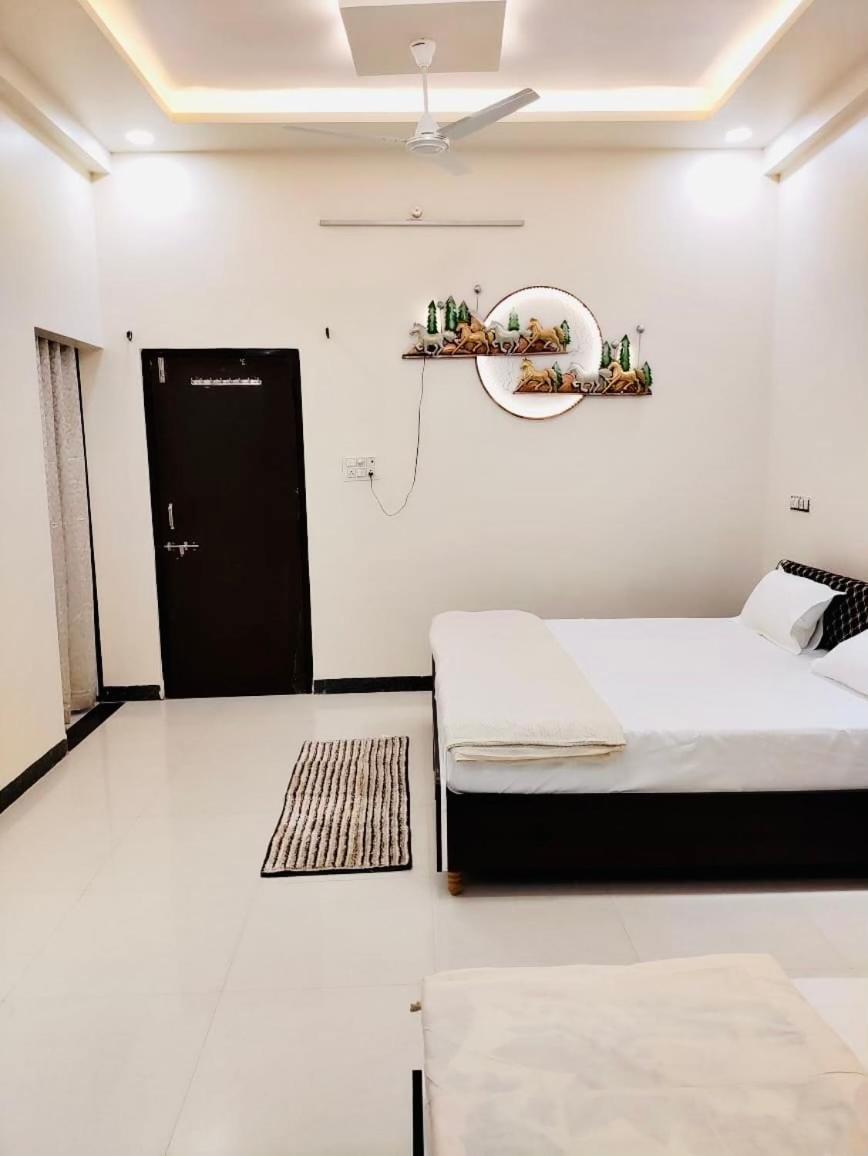 Ap Suite - By Ap Villa'S And Resort'S Ujjain Exterior foto